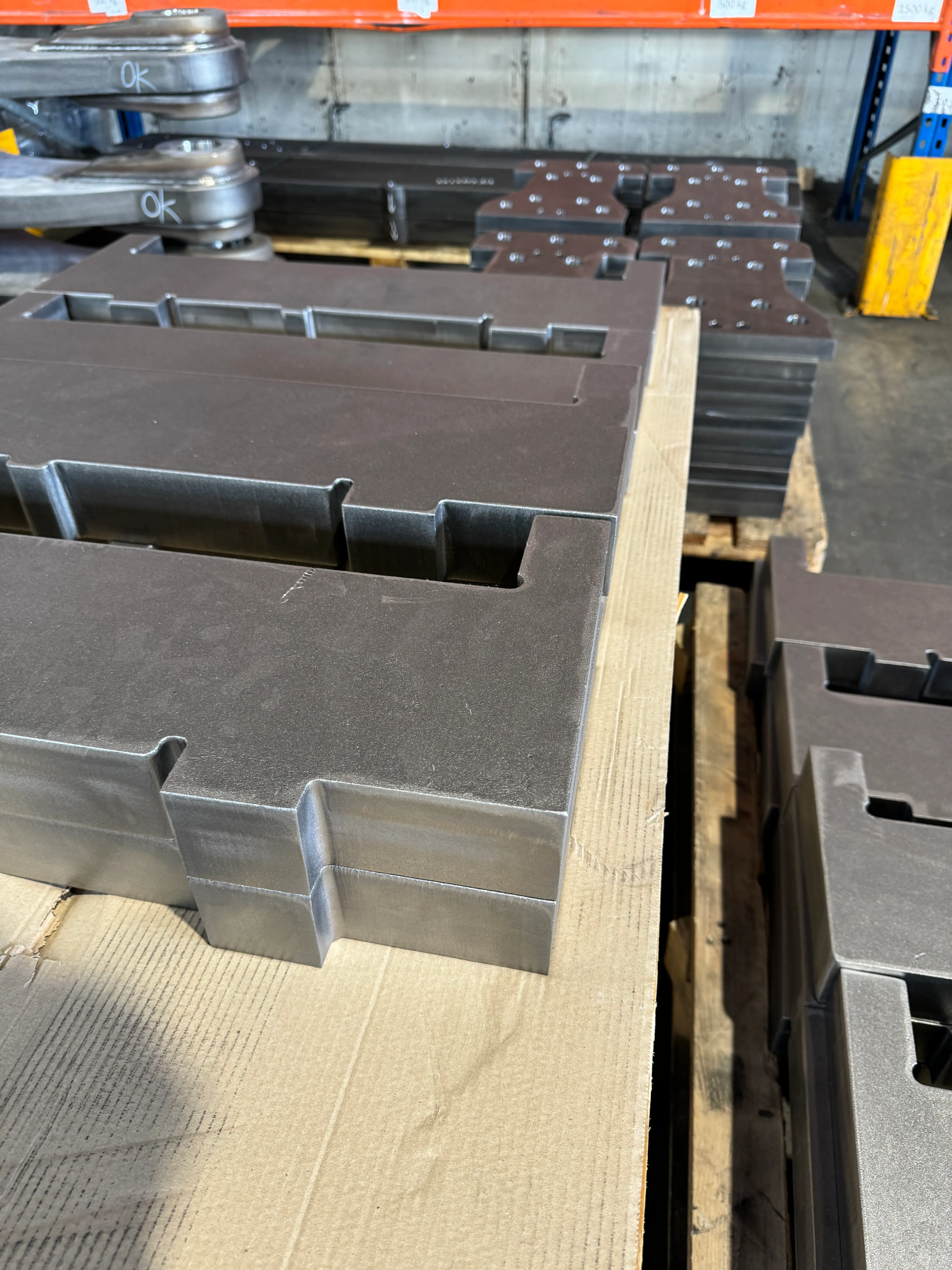 Large-format oxy/plasma cutting at Aries4-Raciostyl